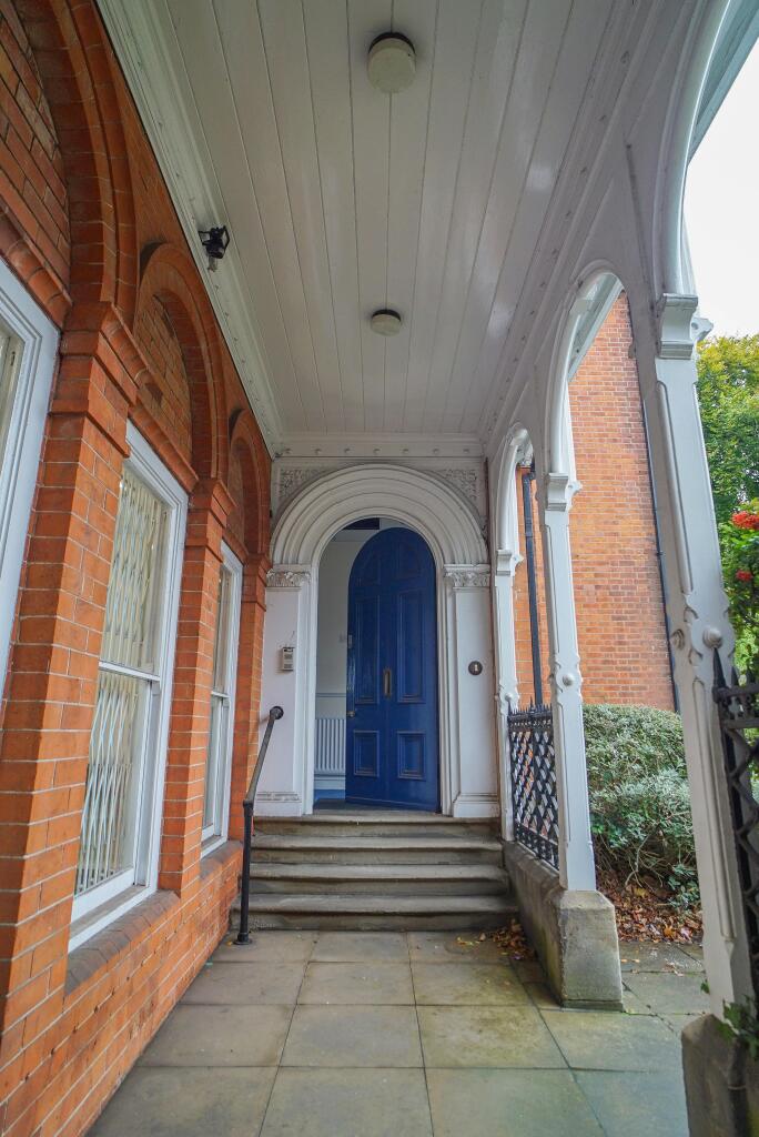 19 Calthorpe Road