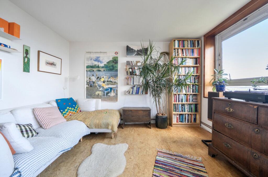 Main image of property: Avondale Square, London, SE1