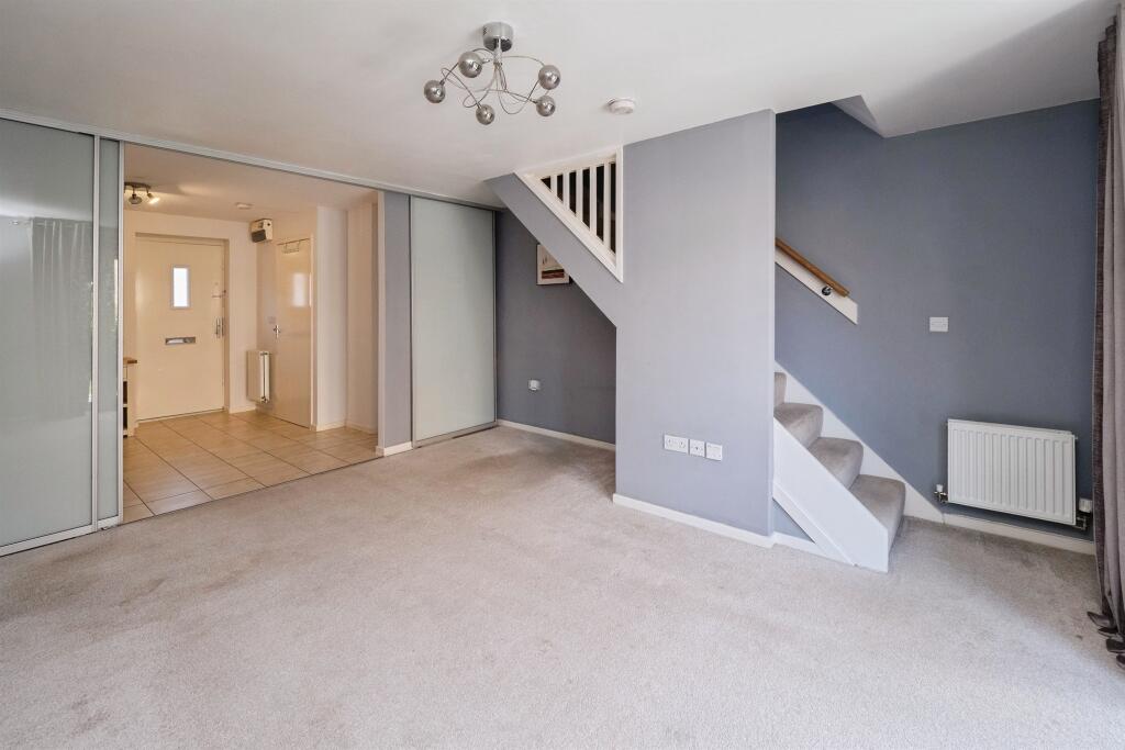 House in Hull, Kingston upon Hull - View 2