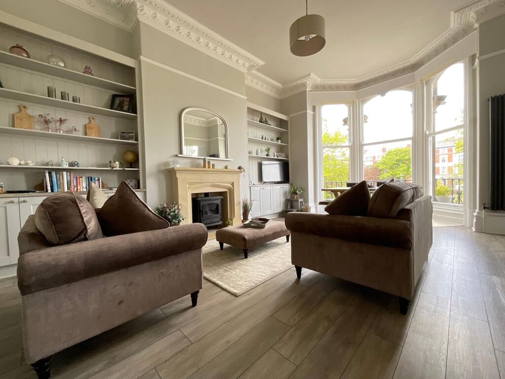 Apartment in Scarborough, South Cliff - View 5