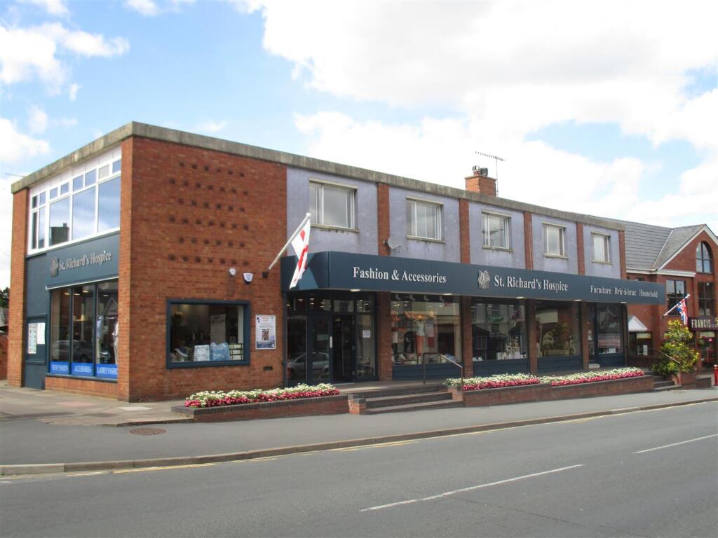 Main image of property: West flat, 233 Worcester Road, Malvern
