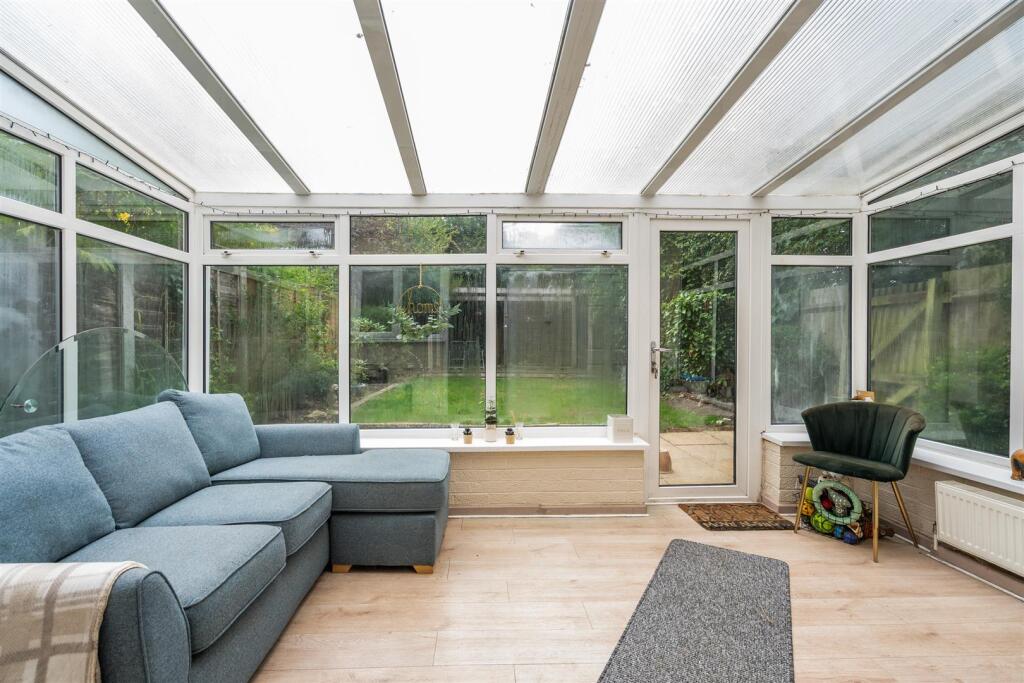 Deanbrook Close, Shirley, Solihull photo 5