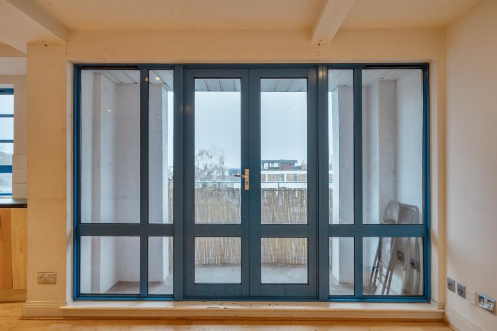 Apartment in London - View 2