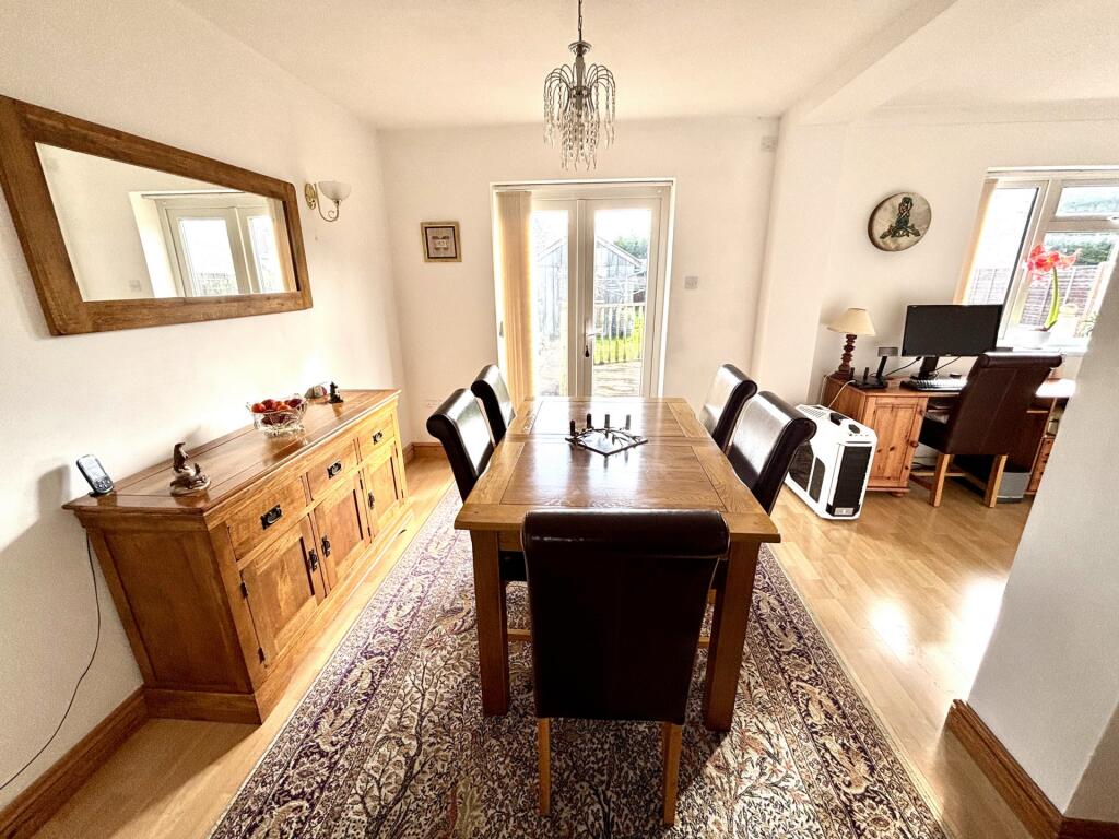 Roe Avenue, Yeovil, BA22 – pohled 5