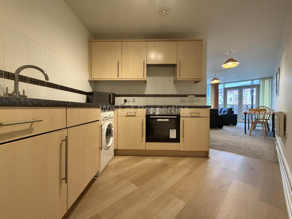 Apartment in Manchester, Hulme - More