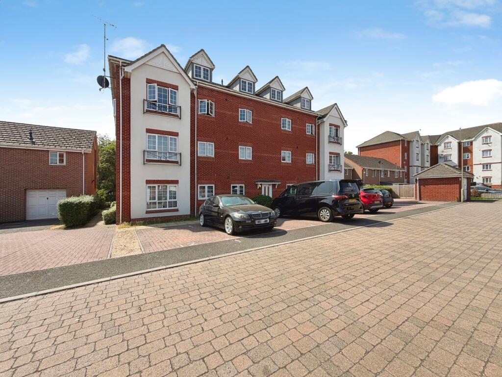 Main image of property: Squirrel Court, Aldershot, Hampshire, GU12
