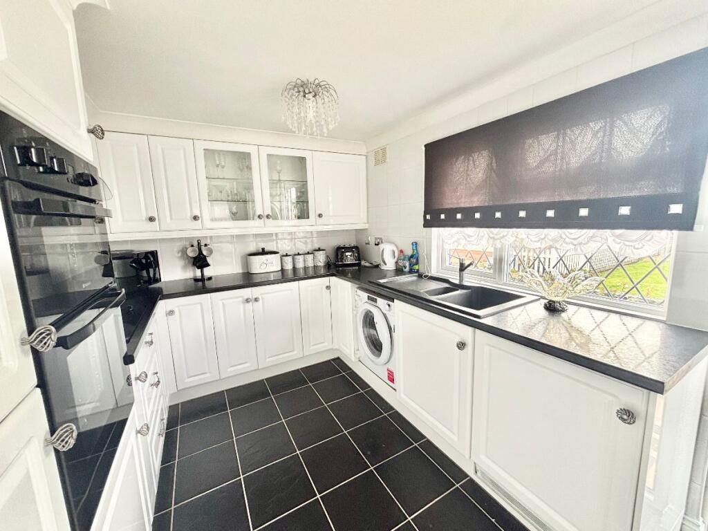 Main image of property: 276 Kings Park, Canvey Island