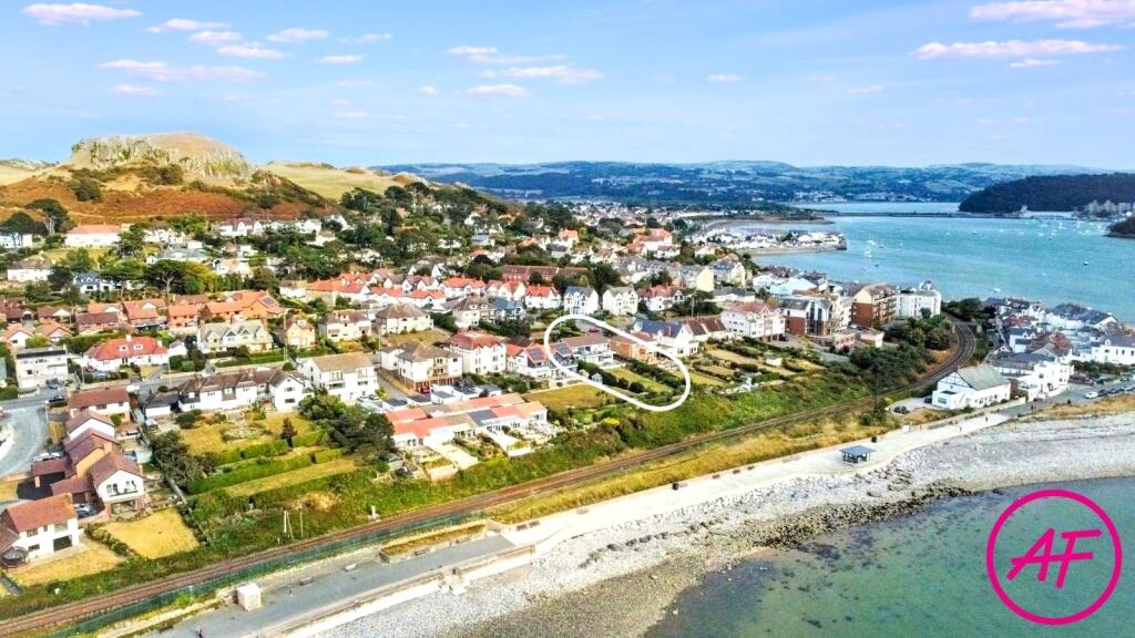 House in Llandudno - View 5