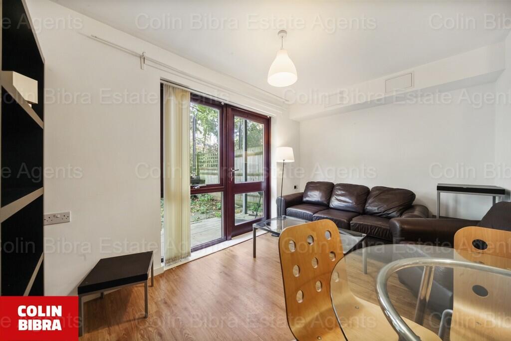 Main image of property: Gunnersbury Lane, London W3
