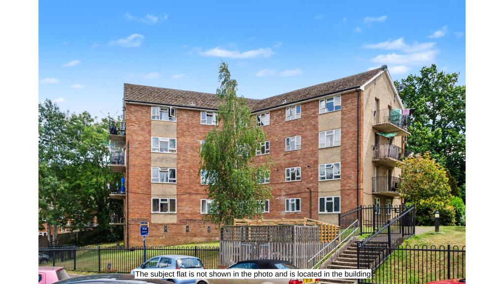 Flat 24 Hunters Hill, Burghfield Common, Reading, Berkshire, RG7