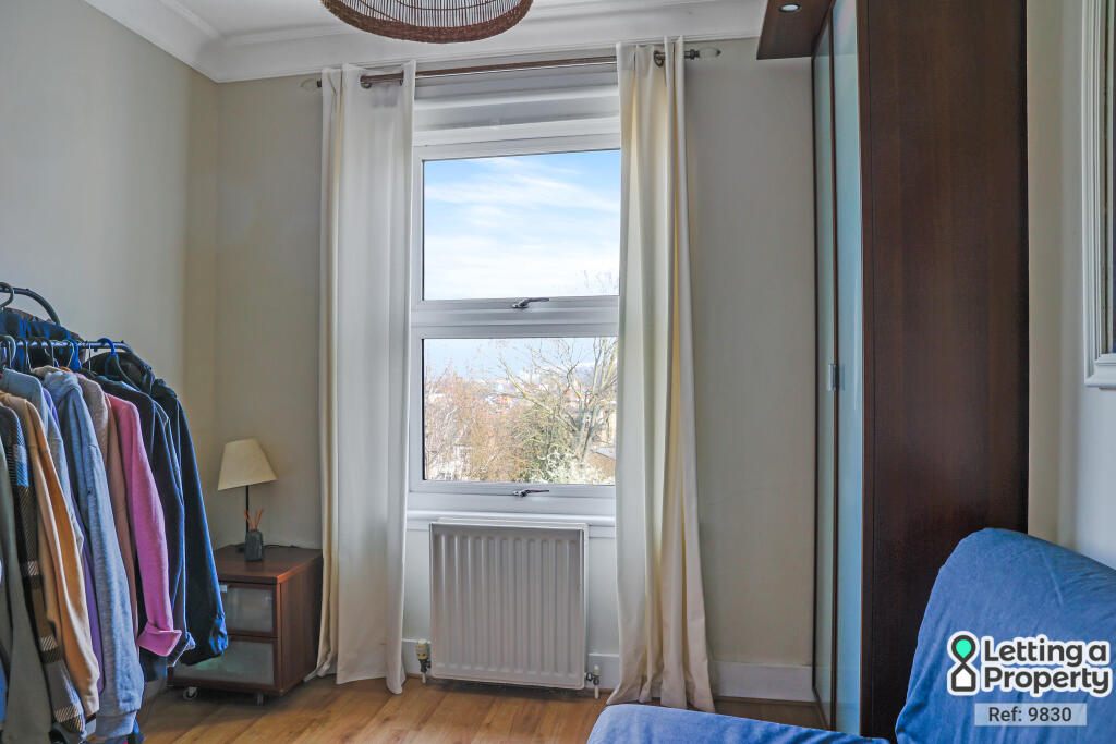 2 bedroom end of terrace house for rent