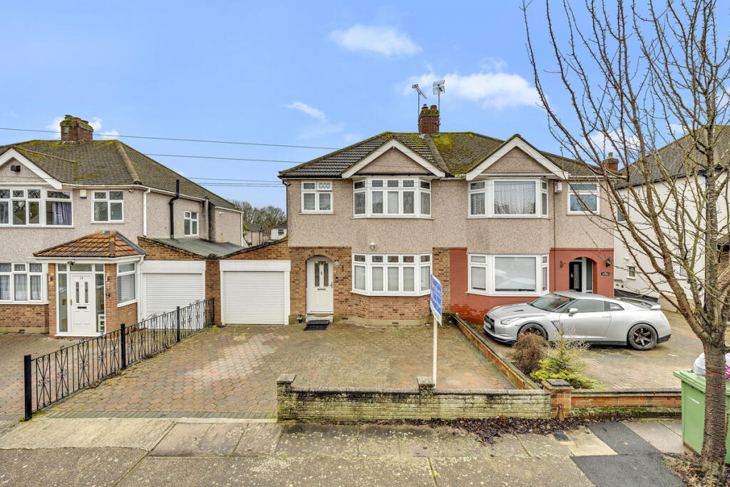 Main image of property: Nevis Close, Rise Park, RM1