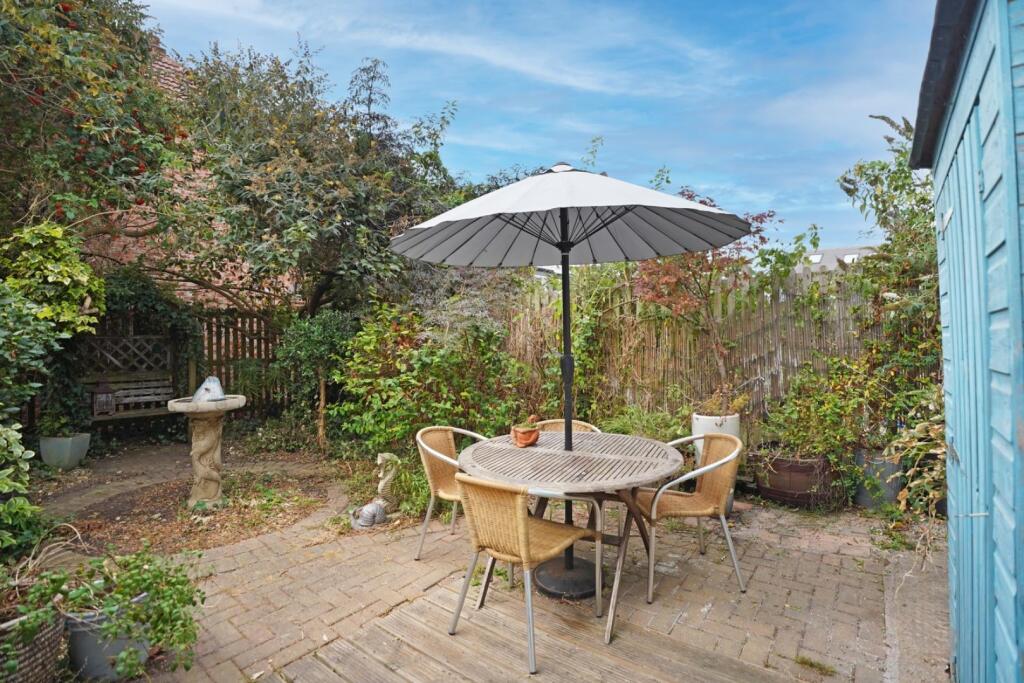 House in London - View 4