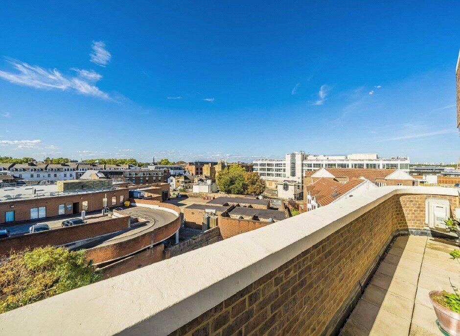 Apartment in Twickenham - View 4