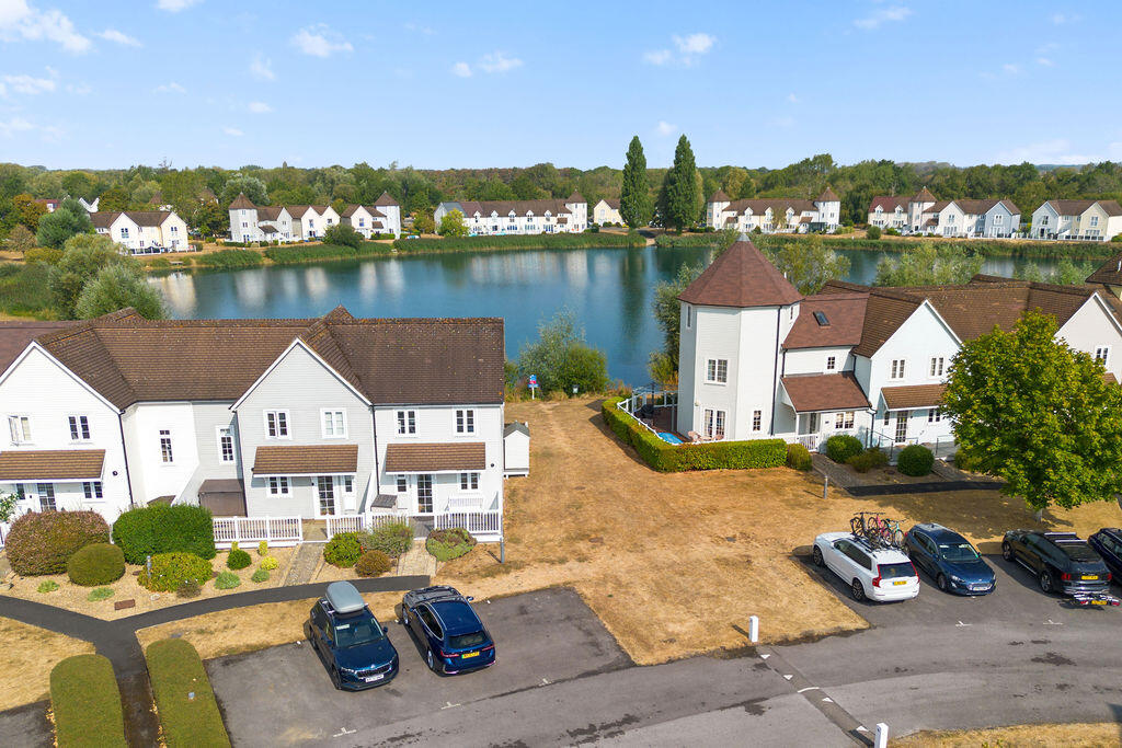 House in Cotswold, South Cerney - View 2