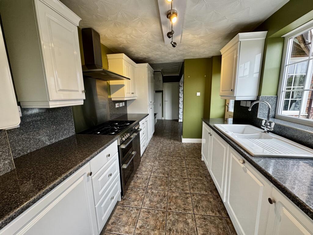 House in East Lindsey, Louth - View 5
