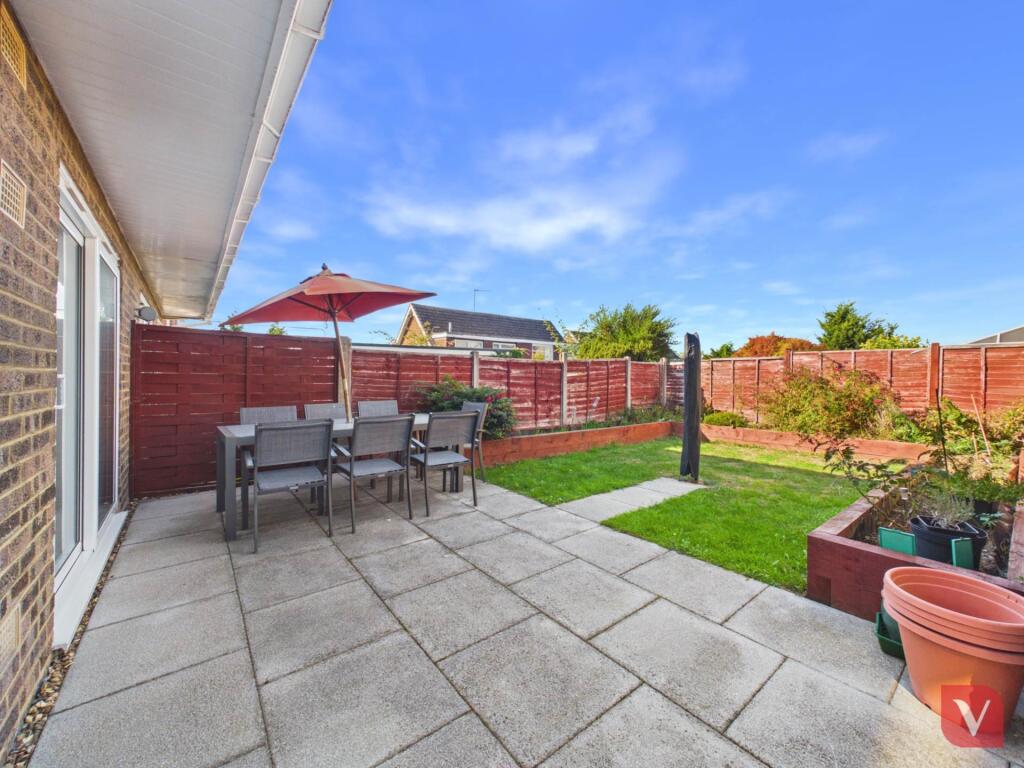 House in Luton - View 4