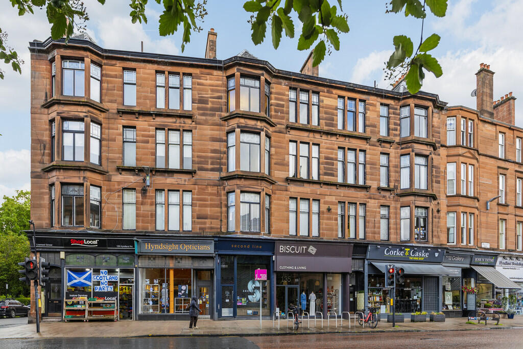 Main image of property: 3/2, 137 Hyndland Road, Hyndland, G12 9JA
