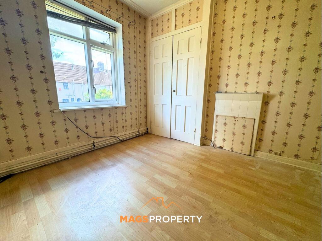 House in Knowsley, Liverpool City Region - More