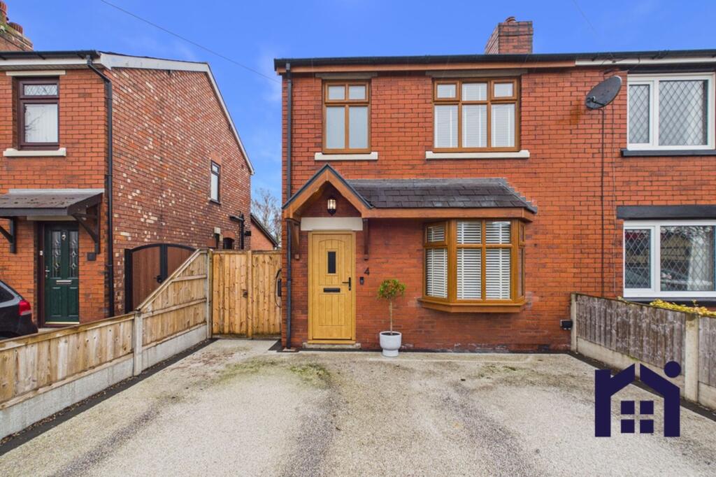 Main image of property: New Lane, Eccleston, PR7