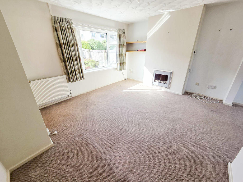 St. Athans Court, Caerphilly photo 4