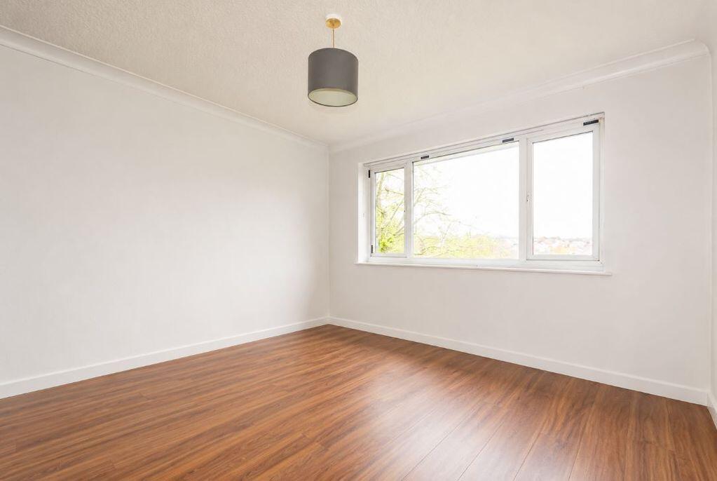 House in Lichfield, Burntwood - View 4