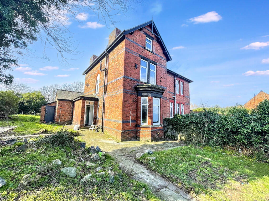 House in South Tyneside, West Harton - View 3