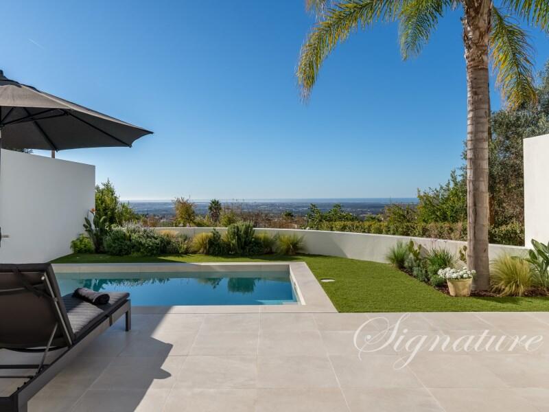 Main image of property: Algarve, Santa Bárbara de Nexe