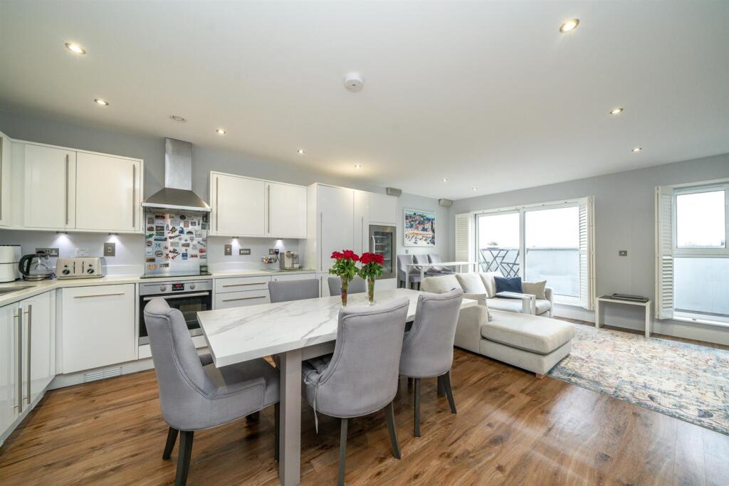 Charrington Place, St. Albans – pohled 2