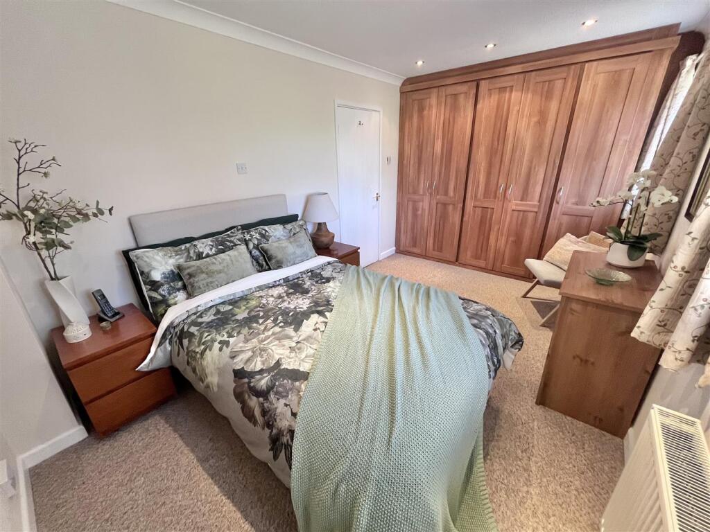 Tatton Road, Handforth, Wilmslow photo 4