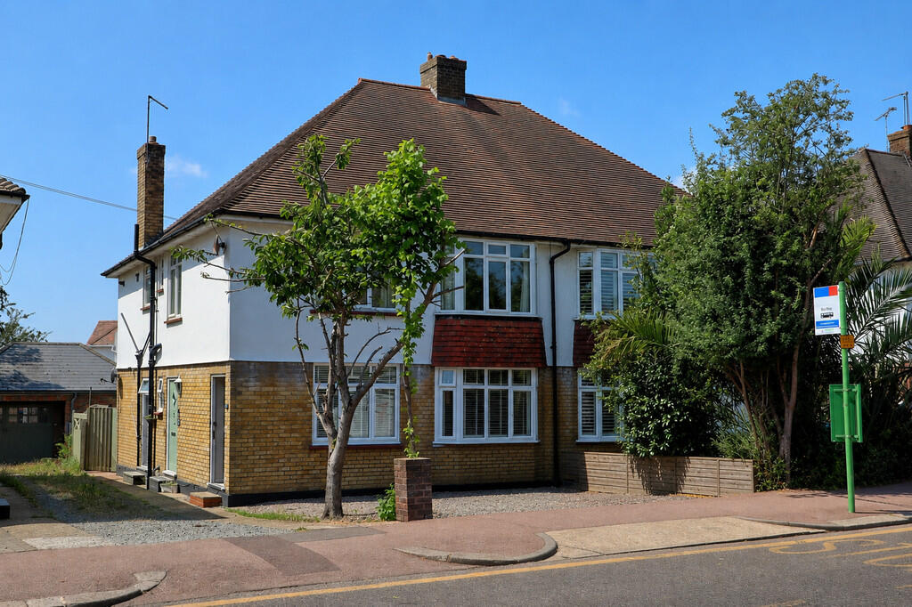 Main image of property: Leigh-On-Sea