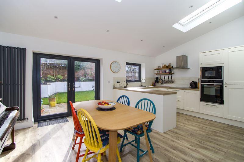 House in Penarth, Vale of Glamorgan - More