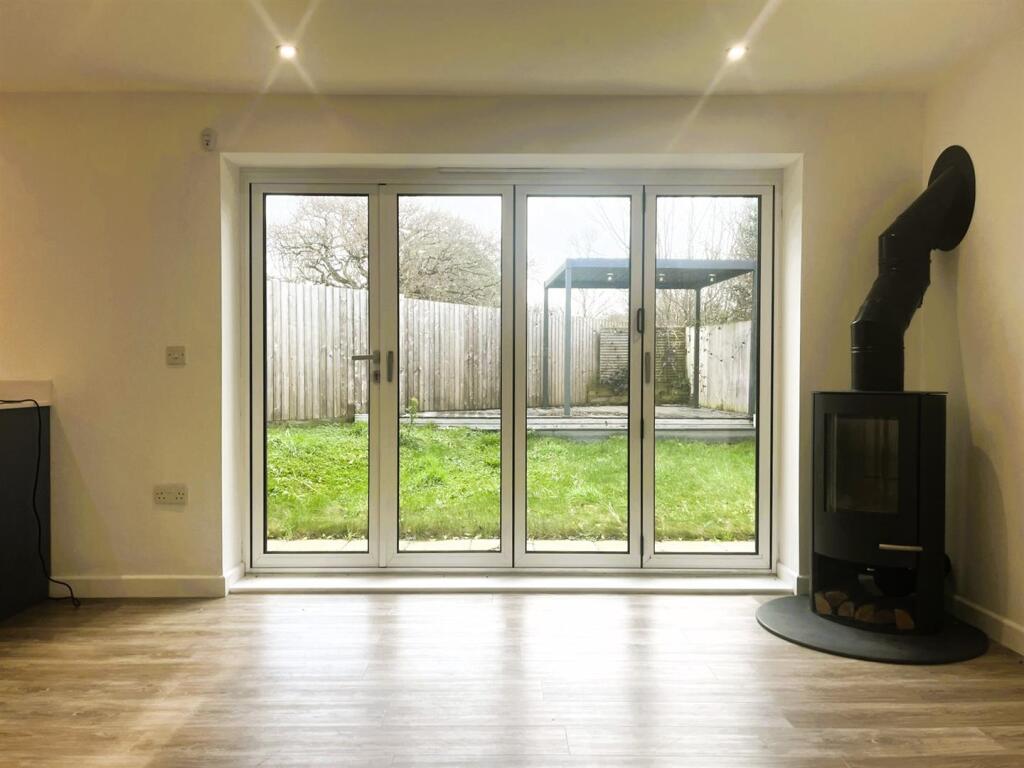 House in Camborne, Beacon - More
