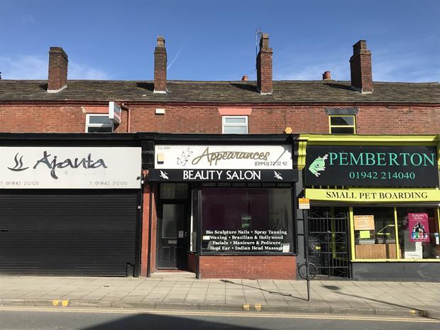 Main image of property: 715 Ormskirk Road, Wigan, Lancashire, WN5