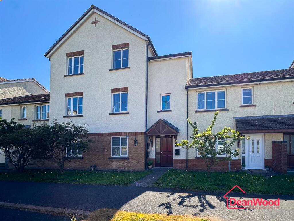 2-bed flat on 8 Magher Breek, £234,950