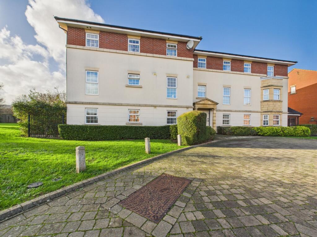 Main image of property: The Warren, Tuffley, Gloucester, Gloucestershire, GL4