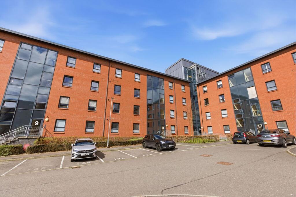 Main image of property: Cardon Square, Renfrew, PA4