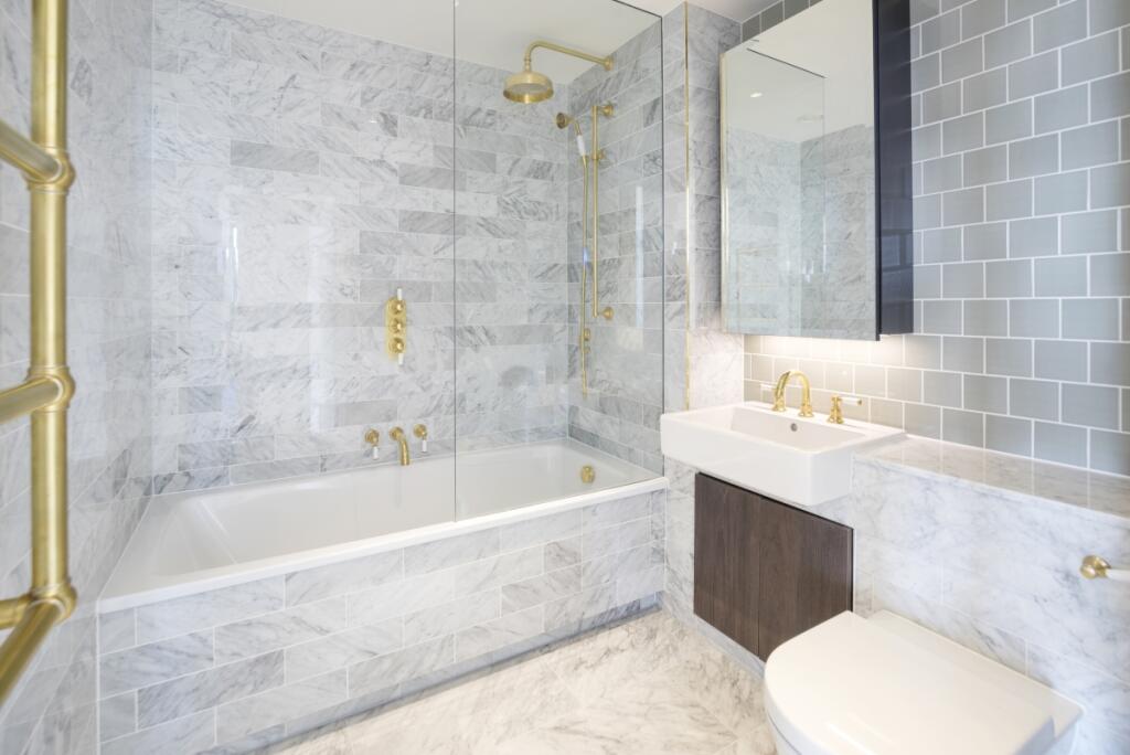Apartment in London - View 3