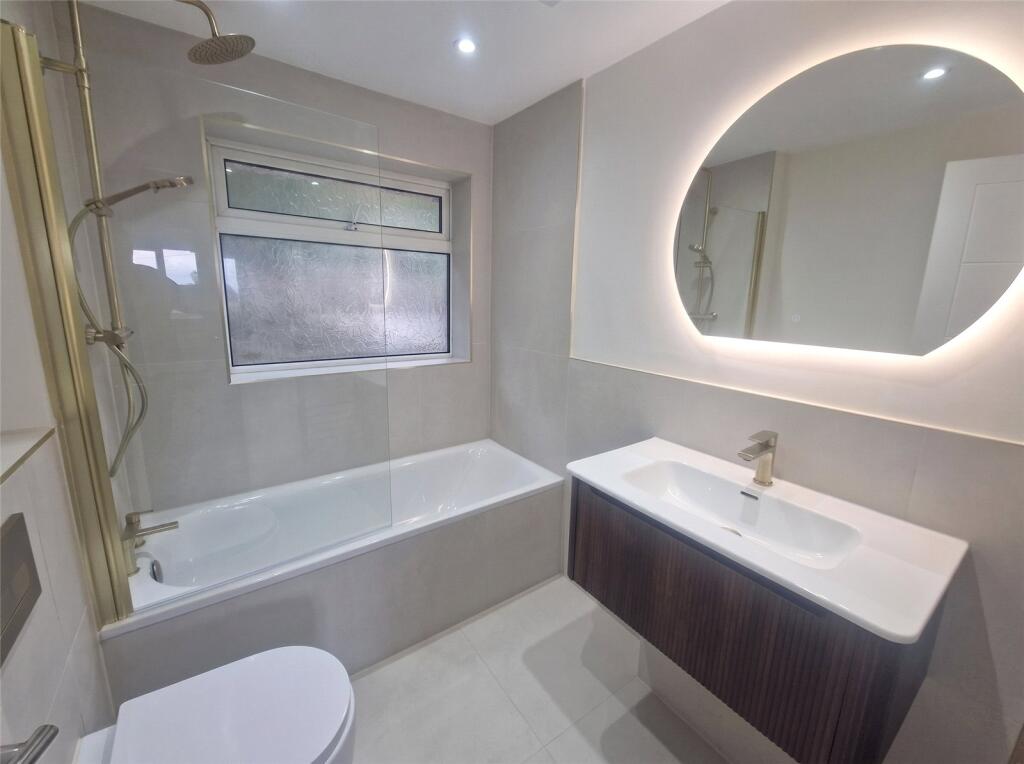 House in Oakengates, Ketley Bank, Trench Lock - View 4