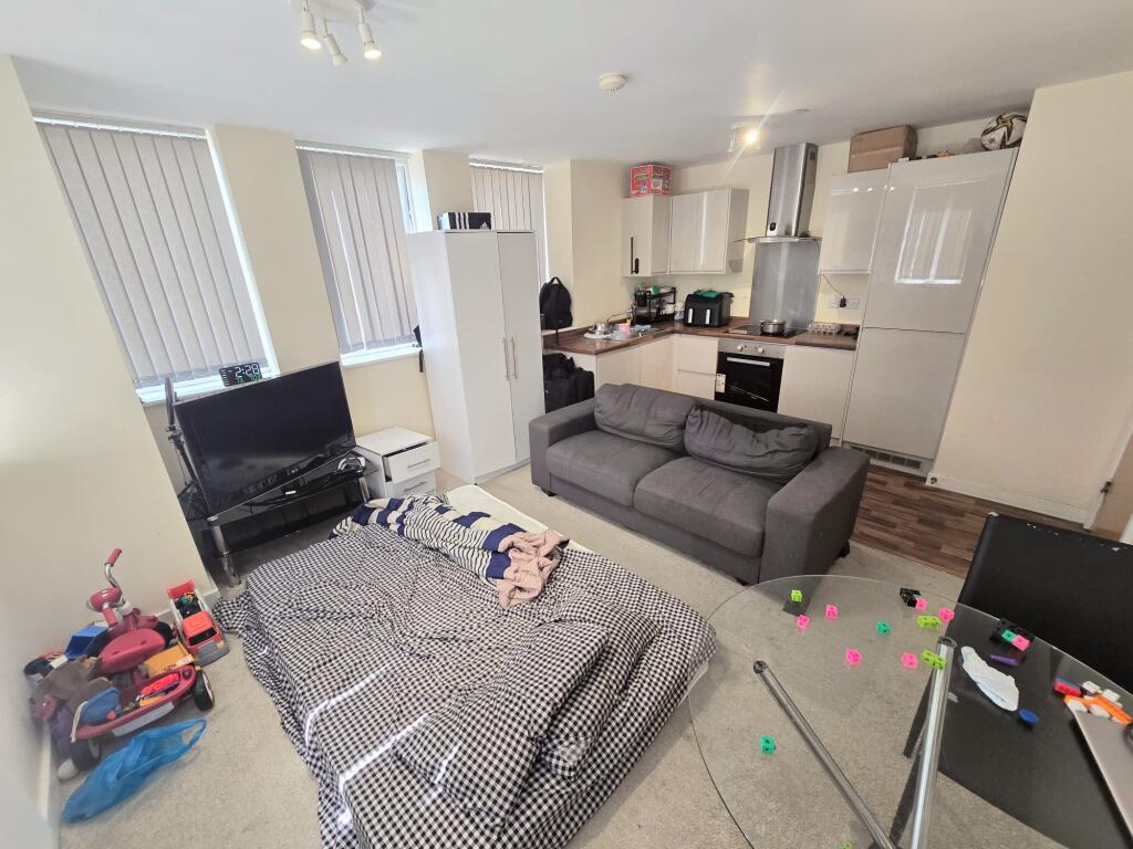 Apartment in Walsall - View 4