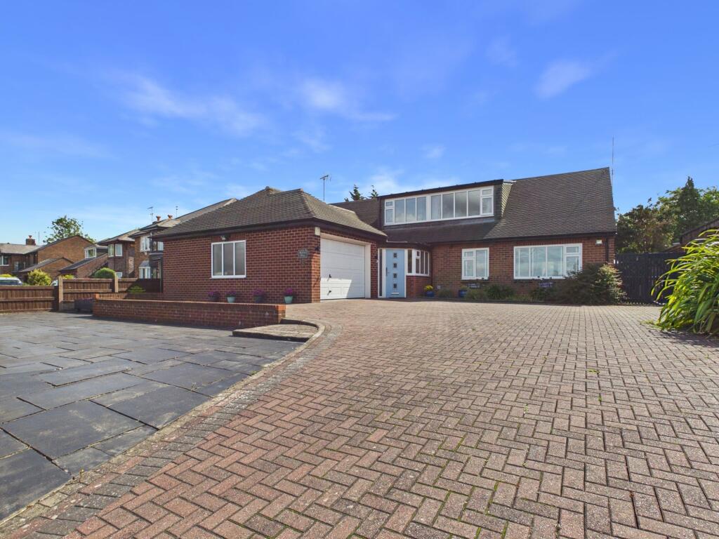 Main image of property: Turnpike Road, Aughton, L39