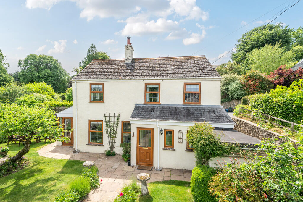 Main image of property: Ashburton, Devon