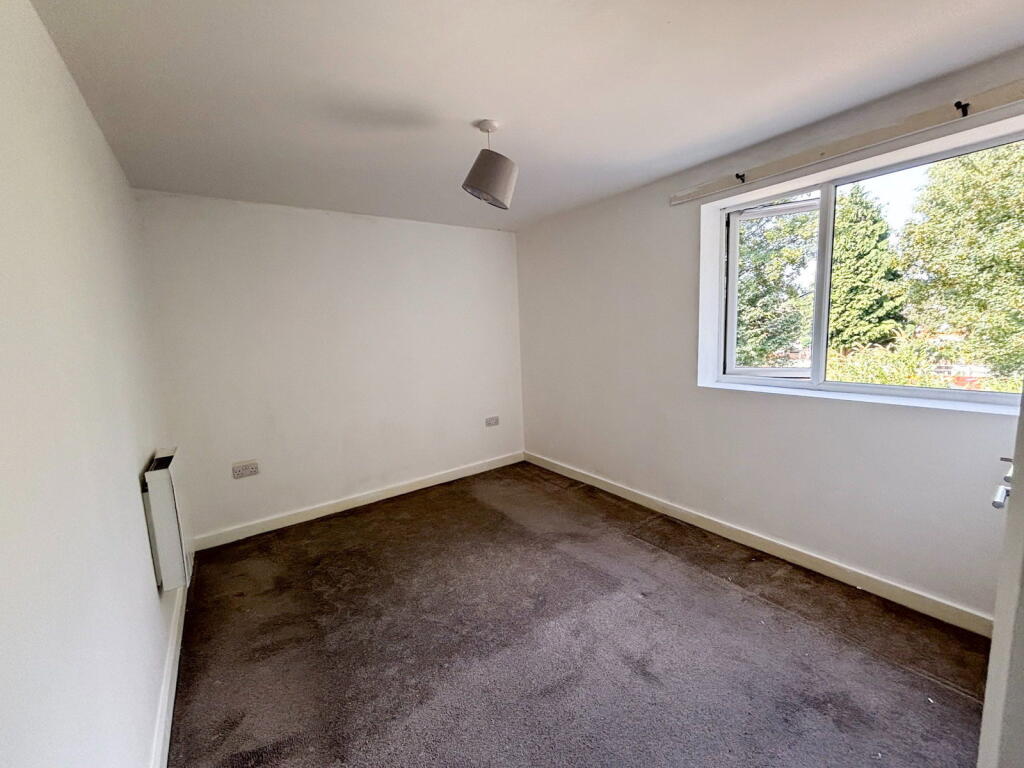 Flat 8, Shirley Court, 574, College Road, Birmingham, B44 0HU - Widok 3