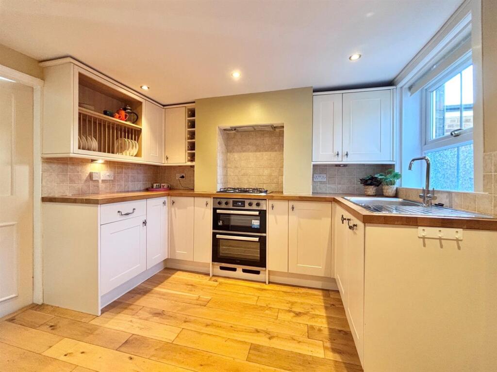 House in Tonbridge - View 4