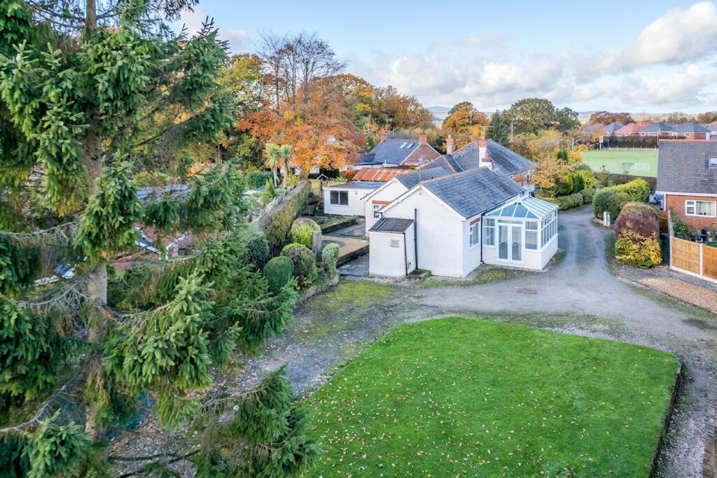Main image of property: Rhos Avenue, Penyffordd, CH4