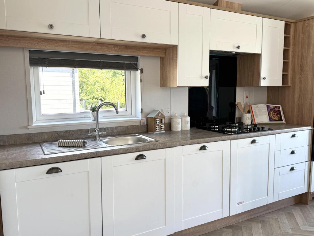 House in Charmouth - View 5