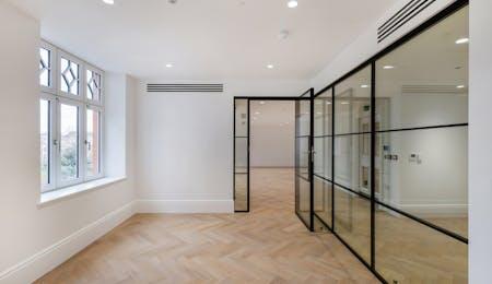 100926-51-sloane-street19