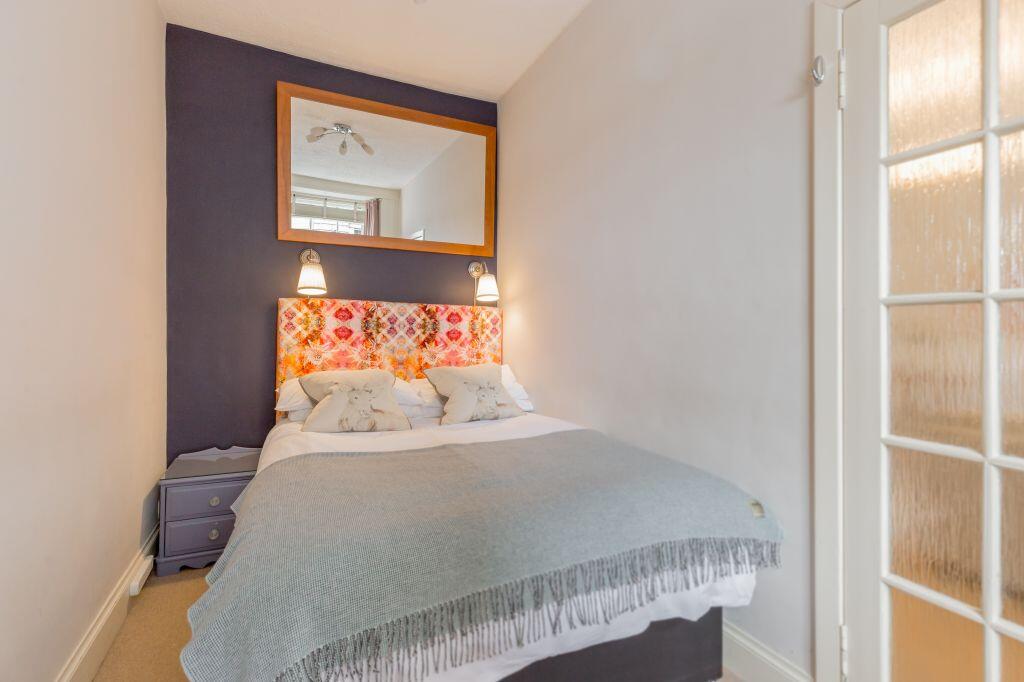 7 Northumberland Place, Edinburgh, EH3 6LQ - More