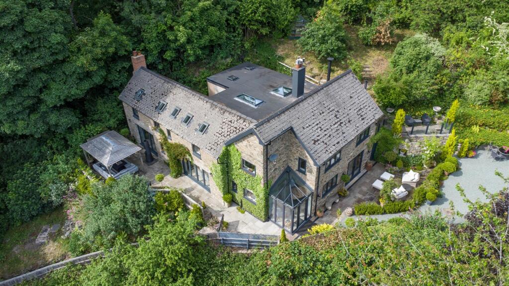 Main image of property: Pontfadog, Llangollen