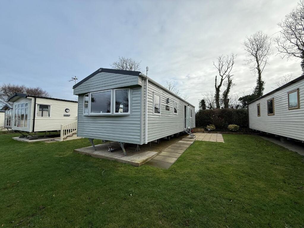 Main image of property: SA70 8TL